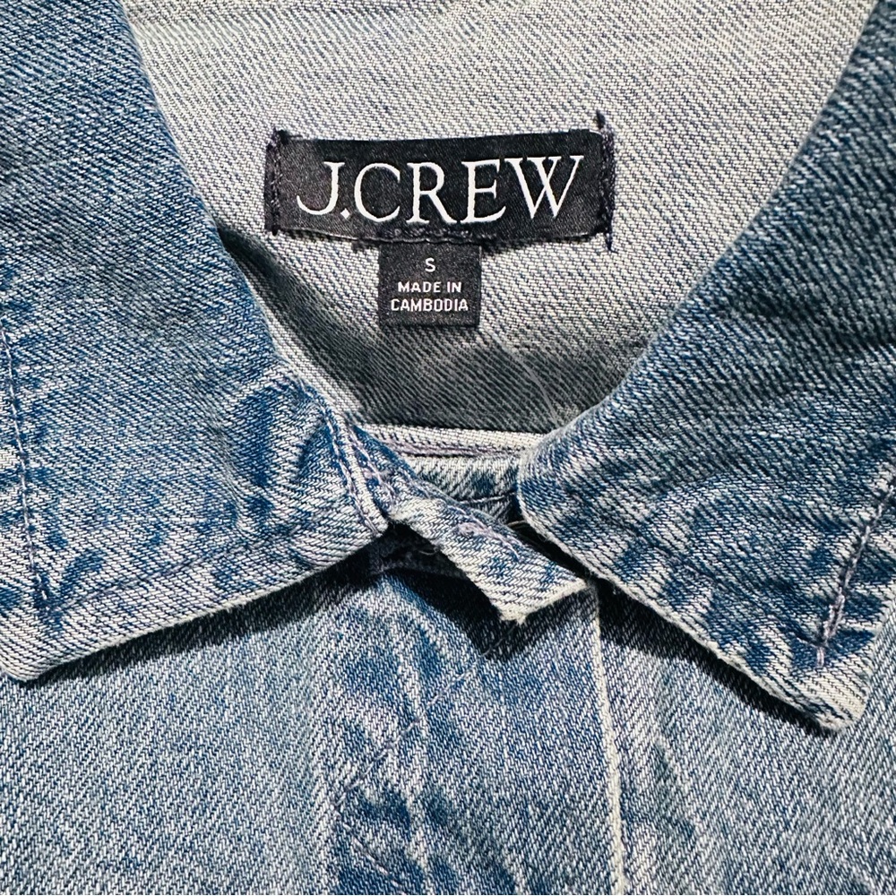 J. Crew | Jacket | Classic Denim Jacket in Brilliant Day Wash - Picture 9 of 14